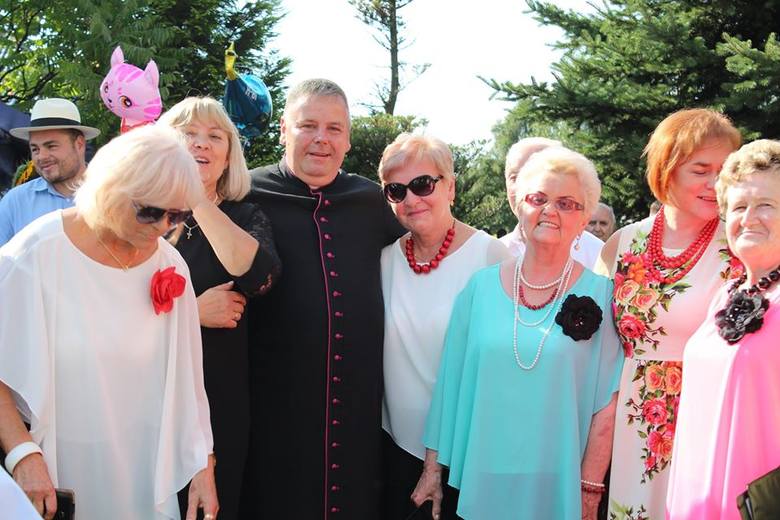 Ma szczęśliwą rodzinę... i jest księdzem. Ks. Tadeusz Budacz: "Kapłan musi być ludzki i miłosierny"