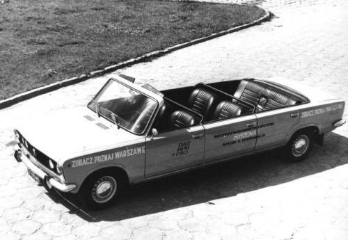 Fot. archiwum: Wydłużona wersja kabriolet służyła do wycieczkowych jazd po stolicy.