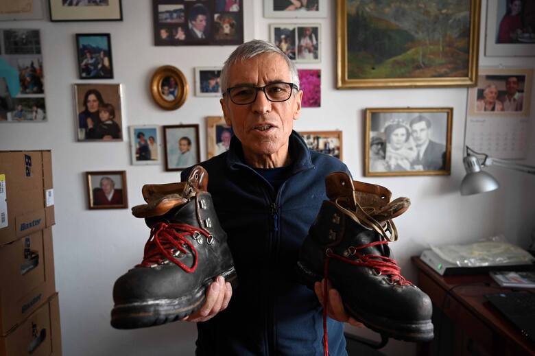 Buty, w których Walenty Fiut wspinał się w Alpach, Himalajach i Karakorum. W czasie wyprawy na Everest wolał je od tych zamówionych przez Andrzeja Zawadę