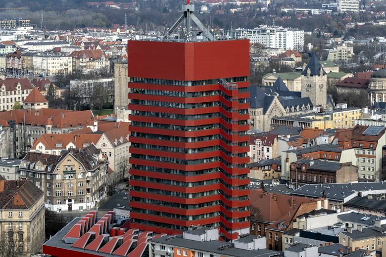 panorama poznania z najwyższego budynku w mieście and2