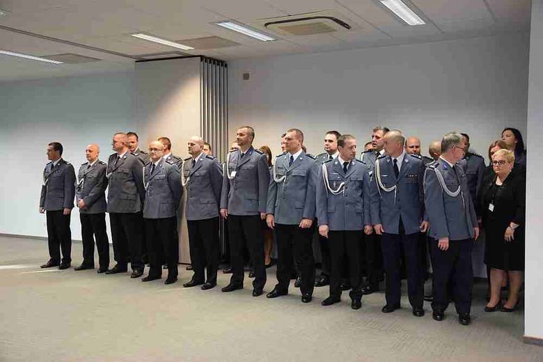 Uroczystość ślubowania nowych pacjentów w komendzie wojewódzkiej w Gorzowie