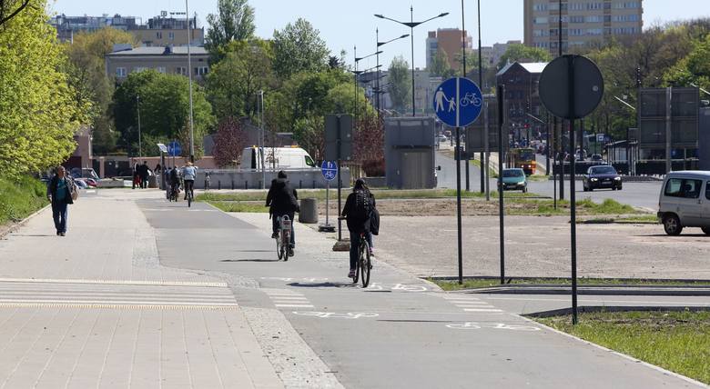Już 13 osób zostało skazanych za zniszczenie rowerów miejskich w Łodzi. Za swój wandalizm będą musiały zapłacić grzywnę lub wykonać prace społeczne. 