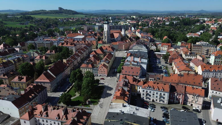 Złotoryja była lokowana na prawie Magdeburskim już w 1211 roku, znacznie wcześniej niż Legnica czy Wrocław. To formalnie, najstarsze miasto w Polsce.