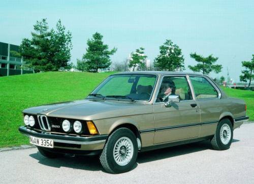 Fot. BMW: Pierwsza generacja serii 3 zadebiutowała w 1975 r.