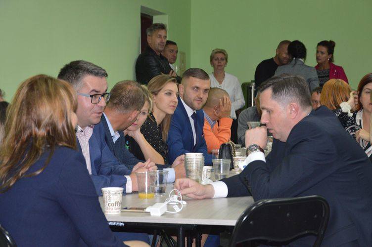 Wybory samorządowe 2018 w Skierniewicach: Jażdżyk i Razem dla Skierniewic nokautują konkurencję [ZDJĘCIA]
