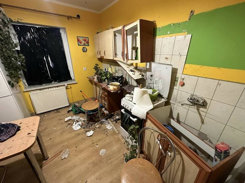 Tak wyglądała kuchnia w domu w Siecieborzycach po wybuchu.