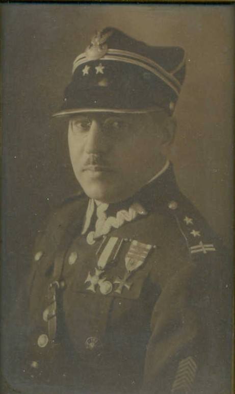 Kazimierz Piotr Szalla (1885-1950), uczestnik w 1914 r, Legionów Polskich, obrońca Lwowa, brał udział w wojnie polsko-bolszewickiej 