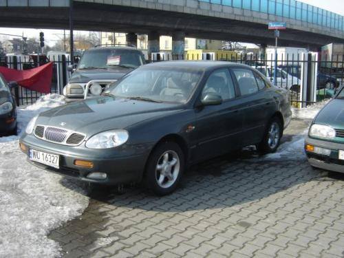 Fot. Wojciech Kołatek:  Duży samochód za stosunkowo niewielkie pieniądze – Daewoo Leganza. Samochód ten jest też dość bogato wyposażony.