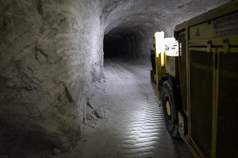 Górnik pierwszy widzi to, czego nikt nie widział od milionów lat. Byliśmy we wnętrzu kopalni soli w Kłodawie