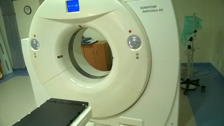 Nowy tomograf komputerowy w Zakładzie Radioterapii zielonogórskiego szpitala.