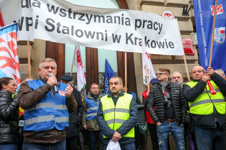 Kraków bez huty, wszystko drożeje, Andrzej Duda przegra. Czy Polki i Polacy uwierzą, że "PiS już rozdał, a teraz będzie zabierać"?