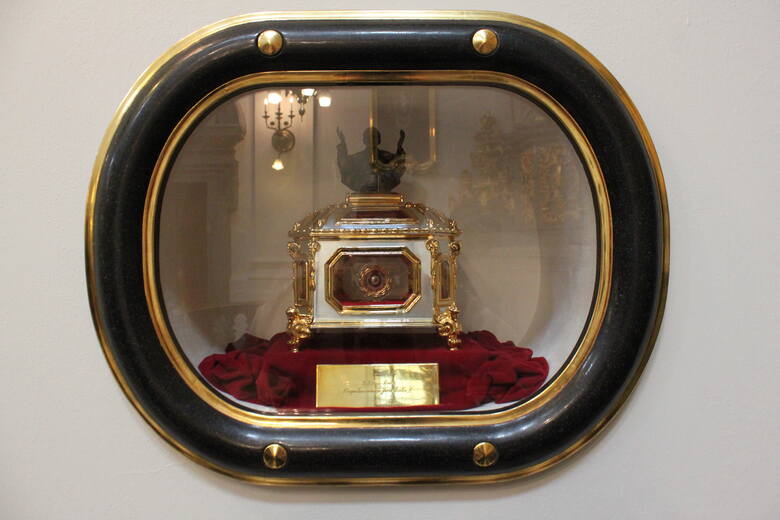 Relikwie Jana Pawła II z bazyliki w Starej Wsi