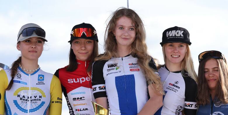 Świetny start Nikoli Glinieckiej, która zajęła 2 miejsce w Krynicy i awansowała na pozycję liderki całego cyklu PP wśród juniorek