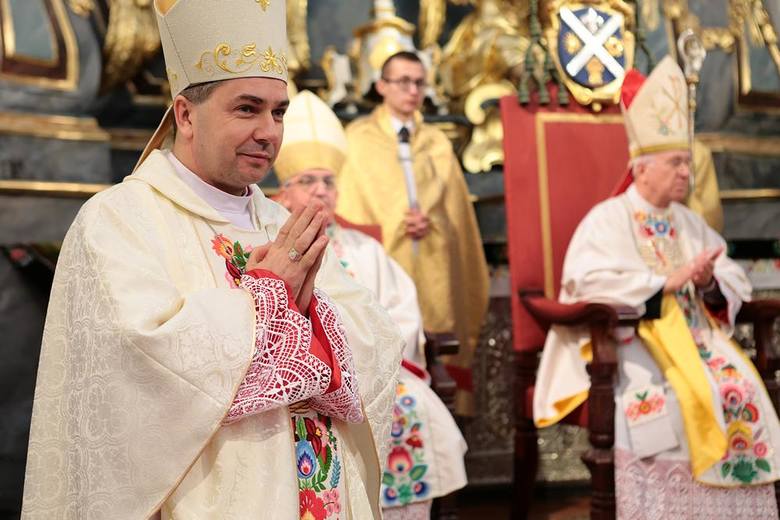 Ks. Wojciech Osial nowym biskupem pomocniczym [ZDJĘCIA]
