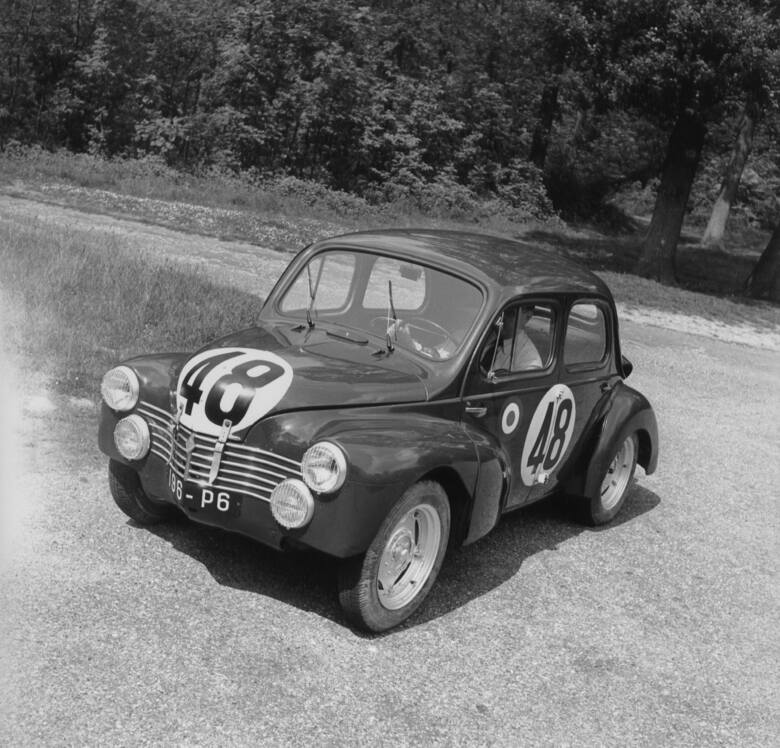 Renault 4 CV podczas 24 godz. Le Mans 1951 r., Fot: Renault