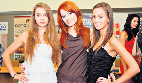W gronie najpiękniejszych są trzy łodzianki - 16-letnia <br>Aleksandra Wiesiołek, 21-letnia Ewa Olczyk i 16-letnia Karolina Banach. 