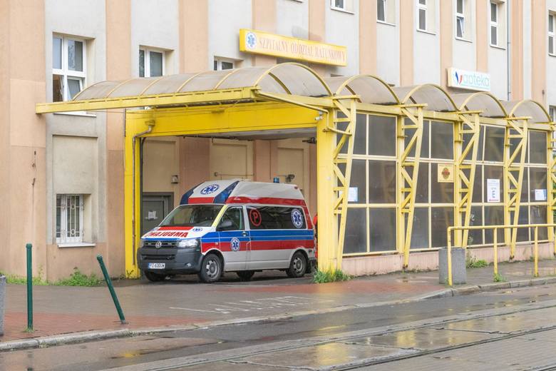 Dedykowanie  szpitala Strusia jedynie „covidowcom” spowodowało oblężenie innych placówek. Pacjenci, którzy wcześniej leczyli się na Szwajcarskiej, trafiają  między innymi do <strong>szpitala HCP w Poznaniu</strong>.  