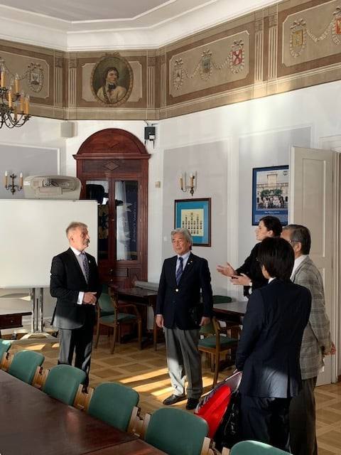 Goście z Japonii spotkali się z burmistrzem Łowicza [ZDJĘCIA]