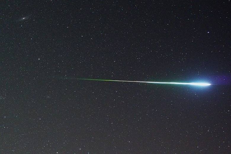 Podpowiadamy, gdzie patrzeć, by obserwować spadające meteory