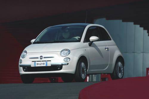 Fot. Fiat: Fiat 500 to z założenia auto miejskie dla kobiet i w tym sprawdza się znakomicie