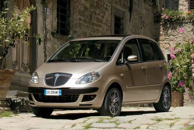 Nowy włoski minivan czyli Lancia Musa