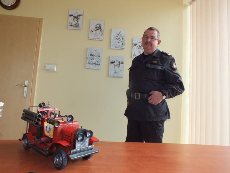 Komendant PSP w Jastrzębiu odchodzi na emeryturę. Zawsze chciał być strażakiem