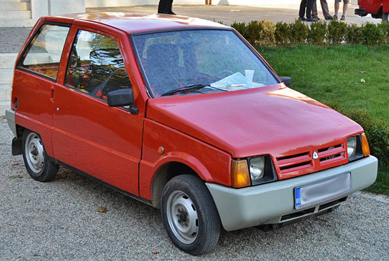 Dacia 500 Lastun (Jaskółka)  z lat 80. była dziełem fabryki w Timisoarze. Miała plastikowe nadwozie i dwucylindrowy silnik. Zbudowano tylko parę tysięcy egzemplarzy