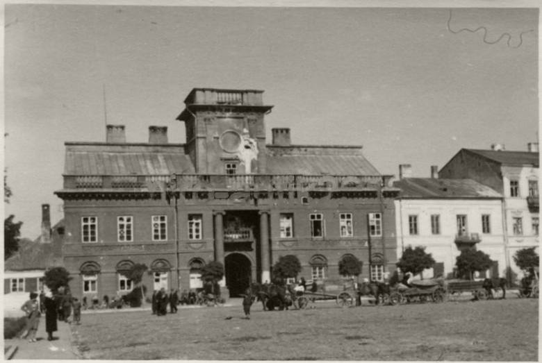 190. rocznica zakończenia budowy ratusza w Łowiczu [Zdjęcia]