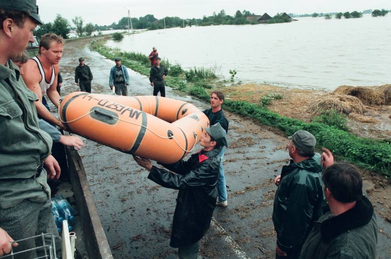 Mija 20 lat od powodzi tysiąclecia. Ośmioro bohaterów tamtych dni opowiada nam o lipcu 1997