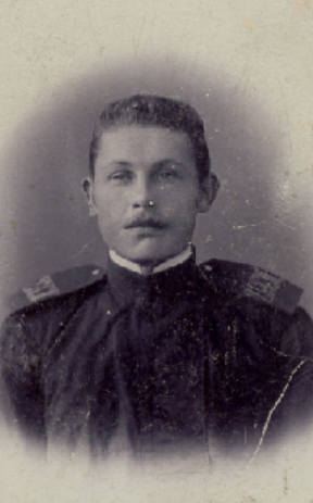 Mój Tata, Jan Walczewski, służył jeszcze w rosyjskiej armii