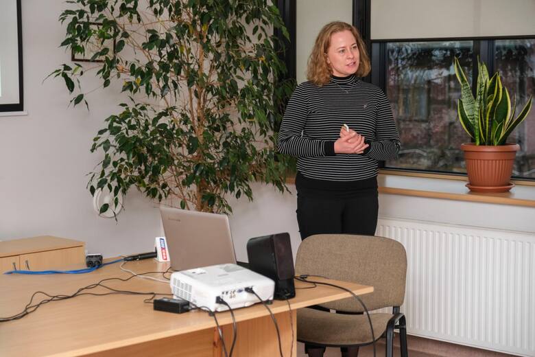 W szpitalu miejskim w Toruniu odbyła się uroczystość wręczenia nagrody - Statusu Diamentowego od Inicjatywy Angels oraz Europejskiej Organizacji Udarorej za leczenie udarów mózgu w III kwartale 2022 roku. Na zdjęciu Anna Kiełkowska, konsultantka Inicjatywy Angels. 