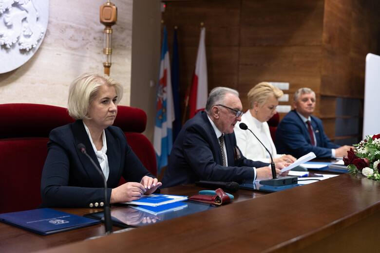 W poniedziałek 6 maja miała miejsce I sesja Sejmiku Województwa Podkarpackiego VII kadencji