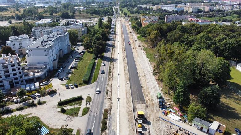 Fragment rozbudowywanej ulicy Walczaka w Gorzowie ma już nowy asfalt!