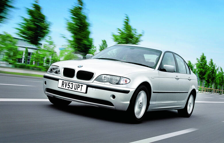 BMW E46 xDriveBMW E46 to czwarta generacja modeli serii 3 produkowana przez koncern BMW w latach 1998-2007. Niemal 10 lat produkcji tego samochodu oraz