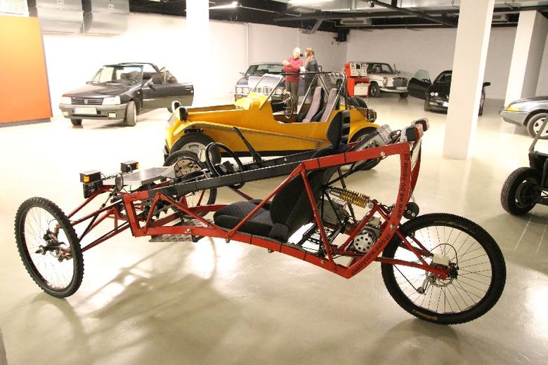 W muzeum doktora Wacława Hepnera z Politechniki Opolskiej zwiedzający zobaczą  samochody dobrane według klucza, jakim jest historia motoryzacji.