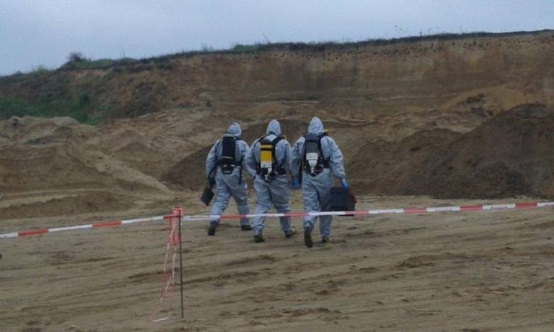 Na przełomie maja i czerwca 2017 roku wydobyto ze żwirowisk w miejscowościach Przyjma i Depaula (powiat koniński) ponad 700 pojemników z substancjami niebezpiecznymi 