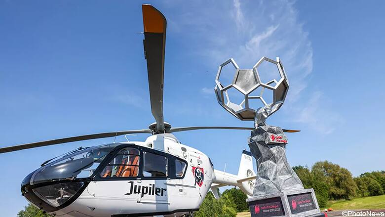 Prezes Pro League przygotował helikopter na ostatnią kolejkę sezonu, aby dostarczyć trofeum i medale mistrzom Belgii