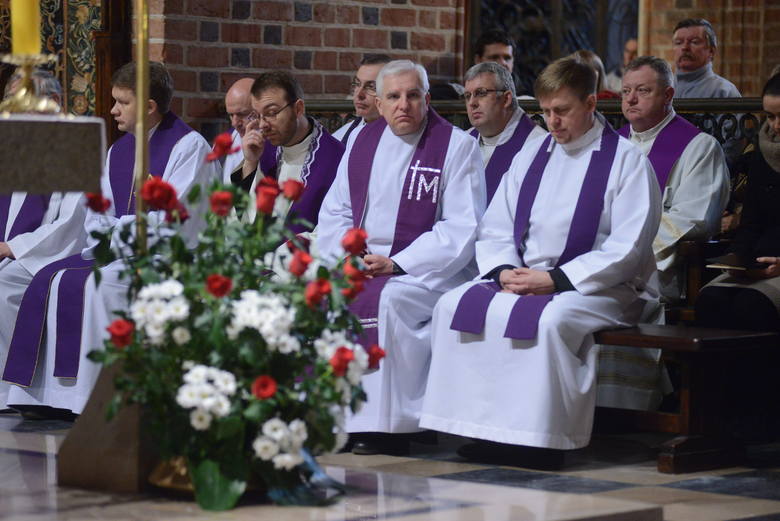 Pogrzeb Wandy Błeńskiej - msza św. pogrzebowa w katedrze