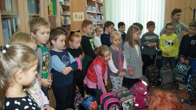 Zważono plecaki uczniów Szkoły Podstawowej nr 2 w Skierniewicach [ZDJĘCIA]