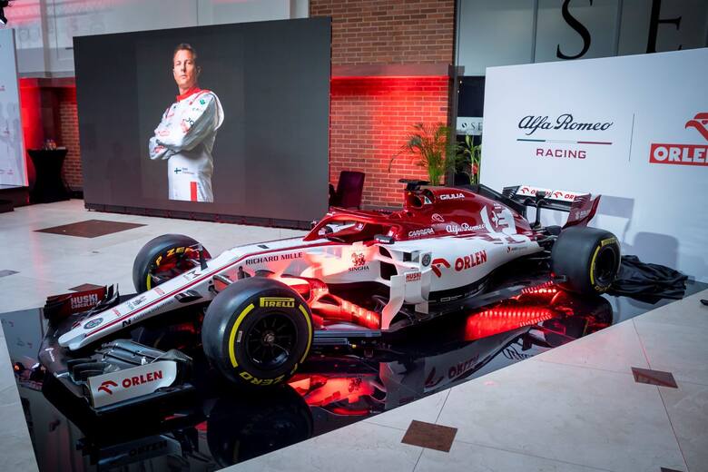 Robert Kubica, Kimi Räikkönen i Antonio Giovinazzi uczestniczyli w oficjalnej prezentacji zespołu Alfa Romeo Racing Orlen, która odbyła się w Warszawie.