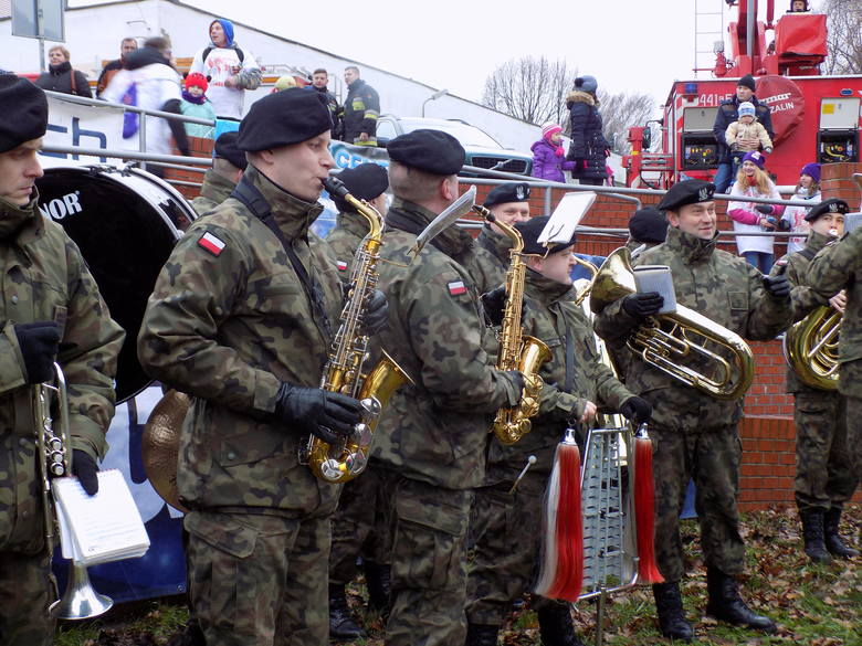 Żołnierze z 11 Lubuskiej Dywizji Kawalerii Pancernej co roku uczestniczą w finałach WOŚP. Tak było w ub. roku.