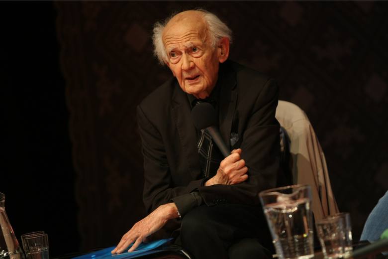 Prof. Zygmunt Bauman w 2010 r. został uhonorowany Złotą Pieczęcią Miasta Poznania