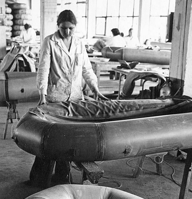 W latach 70. i 80. Grudziądz stał przemysłem. W fabrykach praca trwała na zmiany, rąk do pracy zawsze brakowało. 