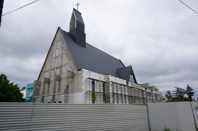 Nowy kościół na Naramowicach. Za pieniądza z odszkodowania