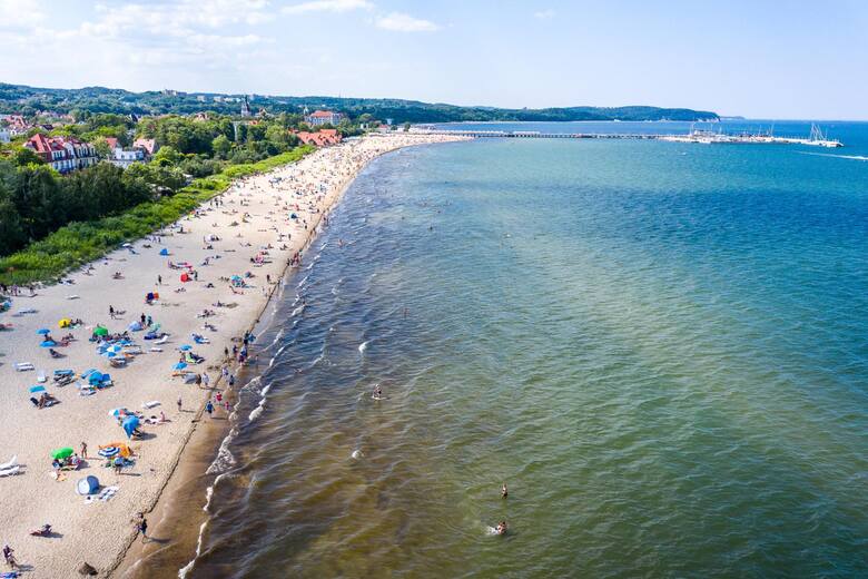 Widok na plażę w Sopocie