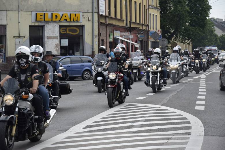 Już w piątek, 25 maja, imprezami sportowymi rozpoczęła się kolejna edycja Dni Rawy 2018. W sobotę święto miasta nabrało pełnych rumieńców. Przed oficjalnym otwarciem imprezy przez miasto przejechali zwartą grupą motocykliści, później zaczęło się dziać na terenie Zamku Książąt Mazowieckich....