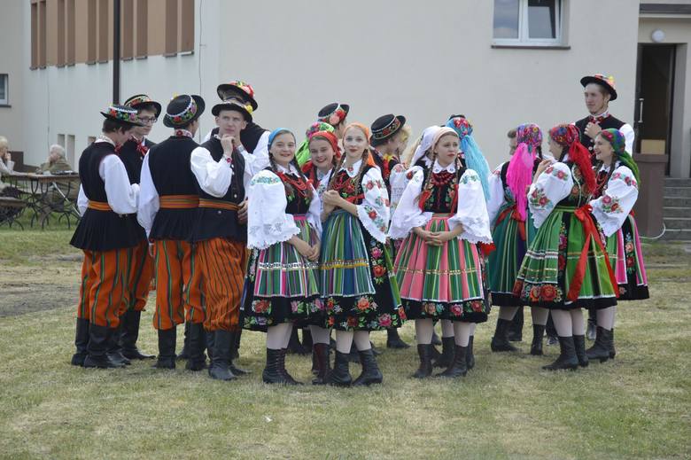 Piknik rodzinny w ZSP nr 2 w Łowiczu (Zdjęcia)