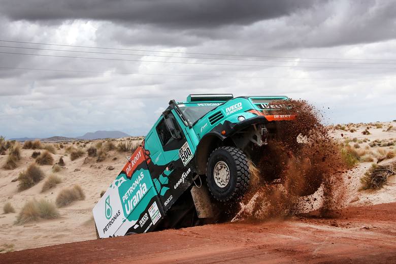 Darek Rodewald w Rajdzie Dakar 2017. Jego załoga zajęła 3. miejsce w kategorii ciężarówek.