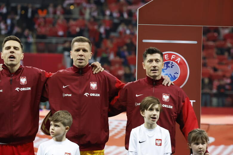 Klara Lewandowska wyprowadziła swojego tatę na mecz z Estonią.