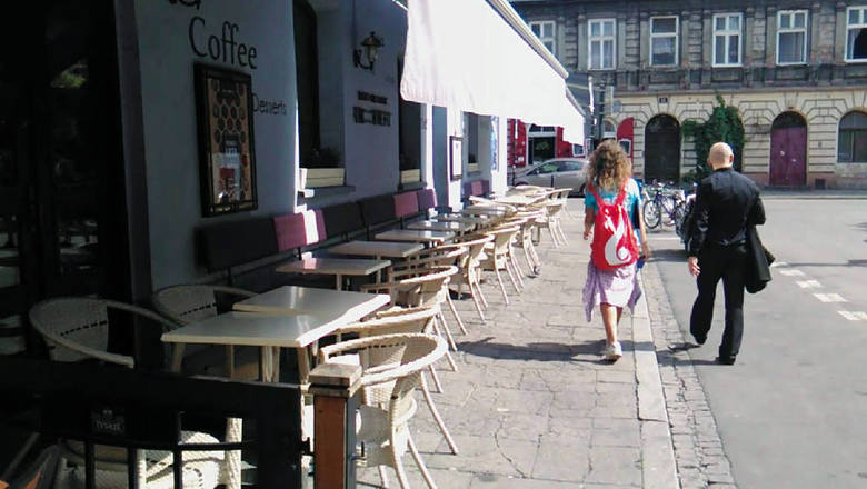Tak podczas Światowych Dni Młodzieży wyglądają kawiarniane stoliki na Kazimierzu